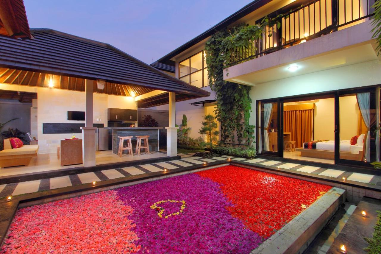 Agata Villas Seminyak Экстерьер фото