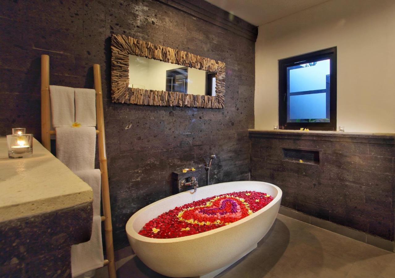 Agata Villas Seminyak Экстерьер фото