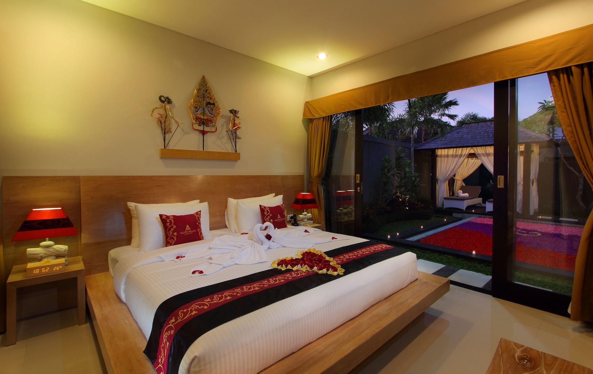 Agata Villas Seminyak Экстерьер фото