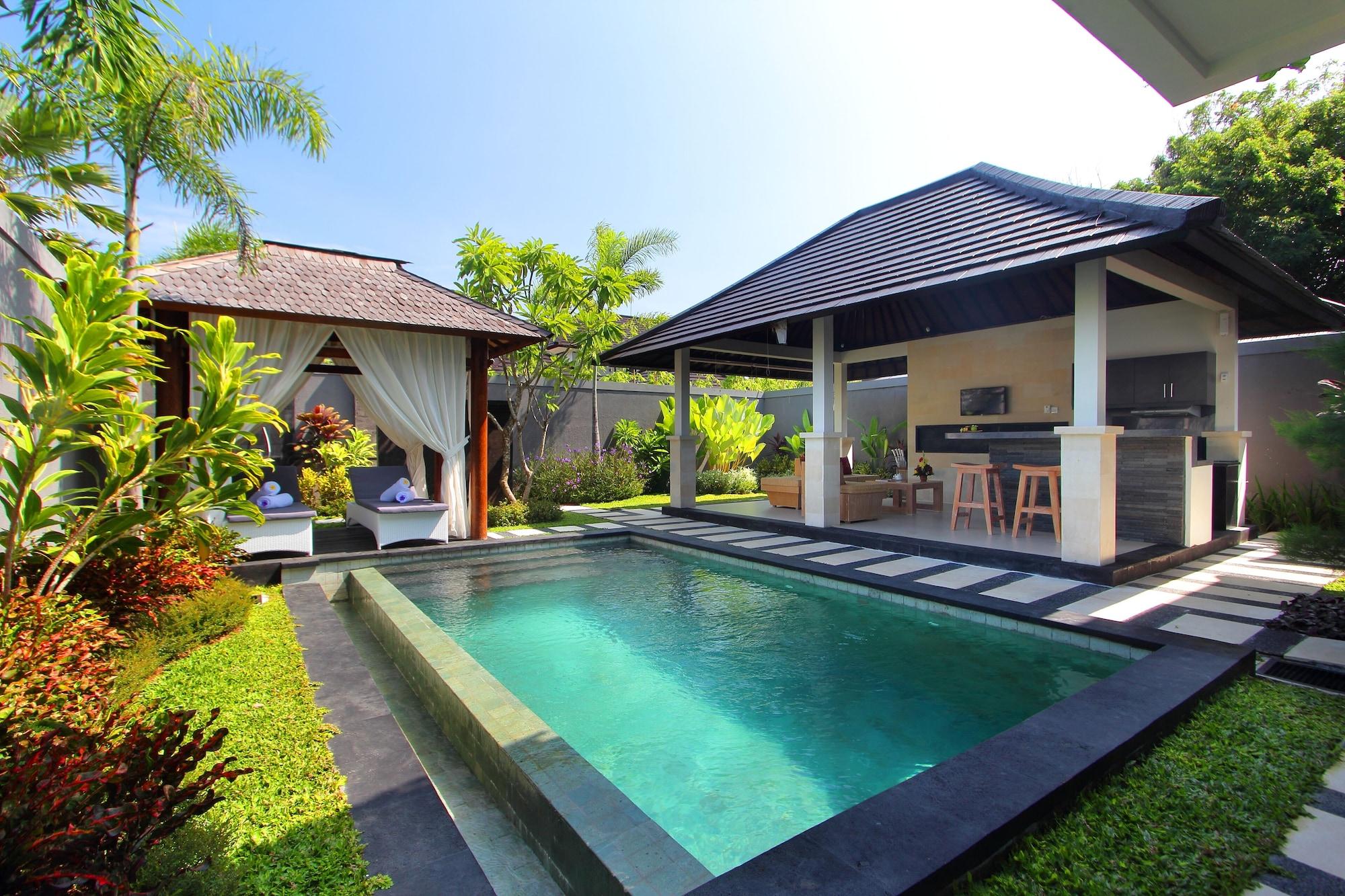 Agata Villas Seminyak Экстерьер фото